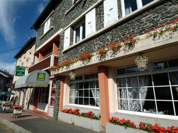 Hotel Le Meygal Saint-Hostien Esterno foto